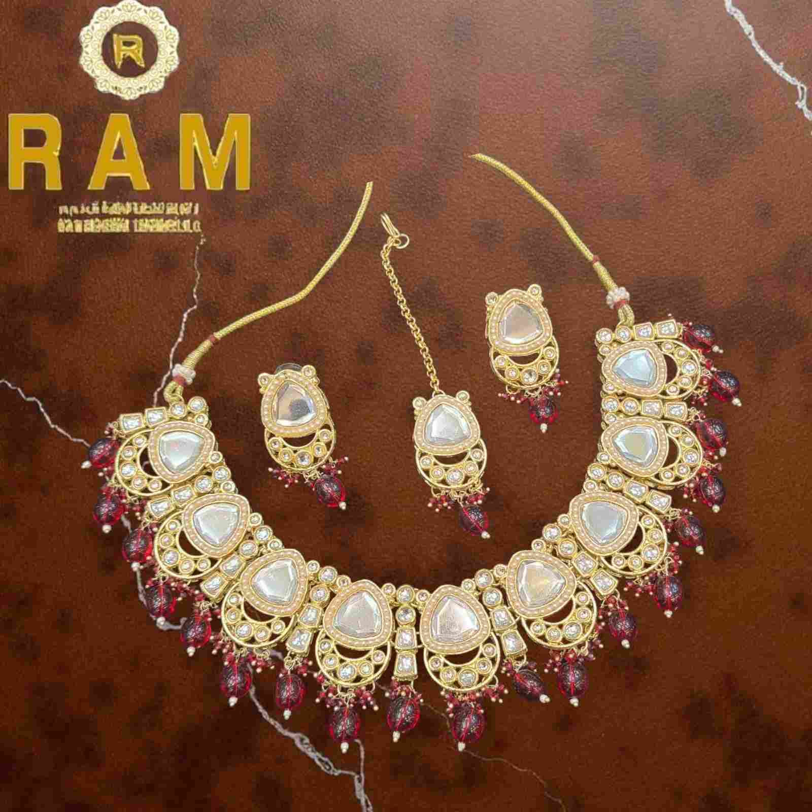 POLKI NECKLESS WITH EARINGS