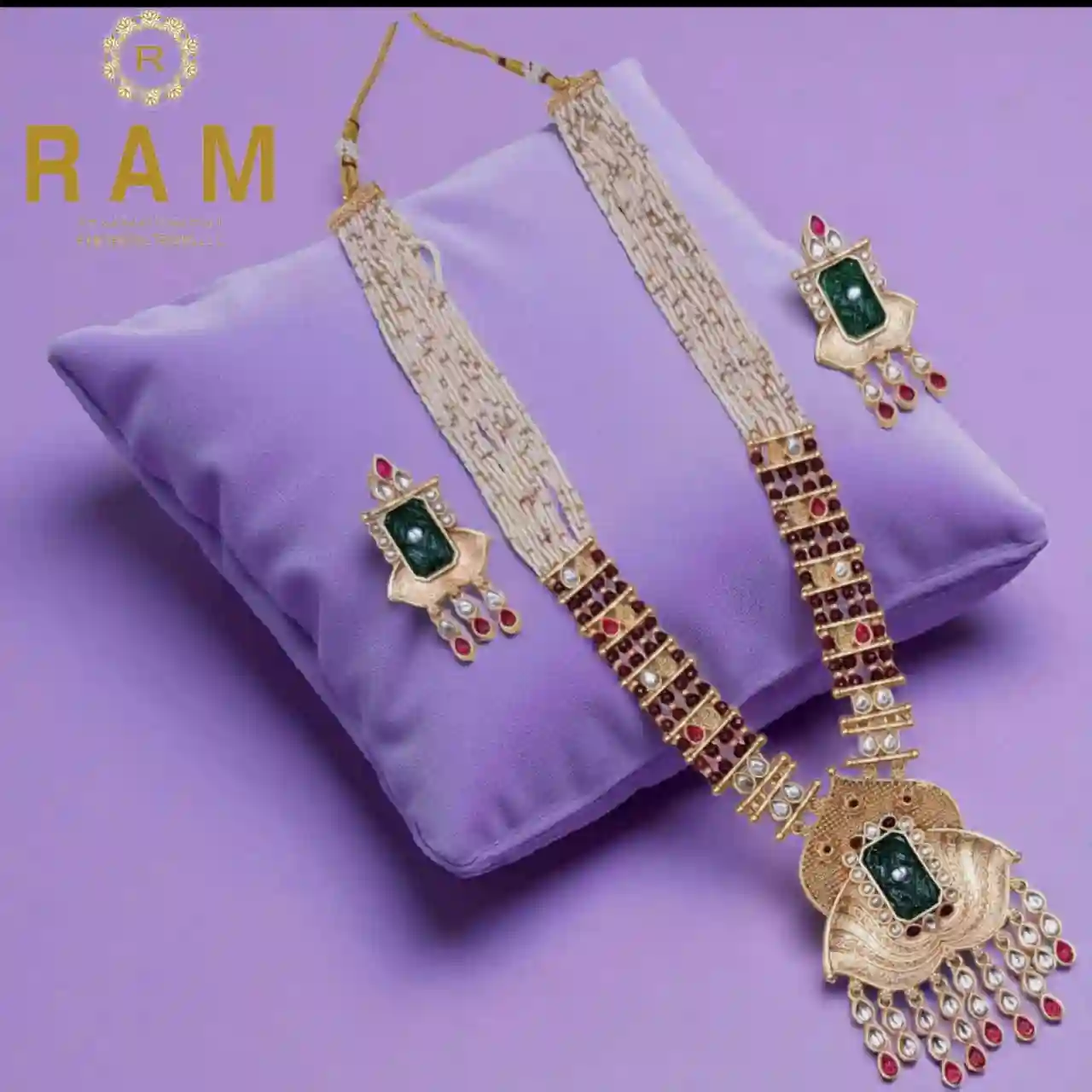 BRASS LONG NECKLESS WITH EARINGS