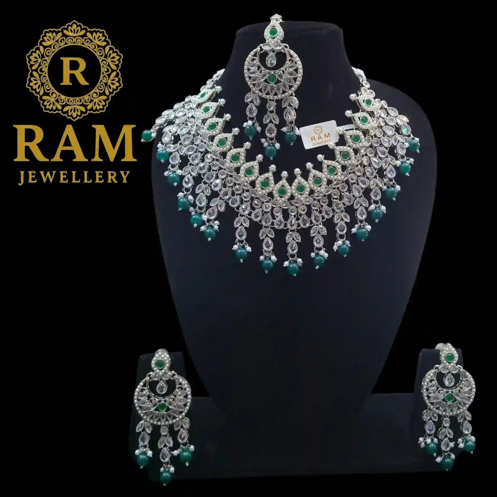 POLKI NECKLESS WITH EARINGS