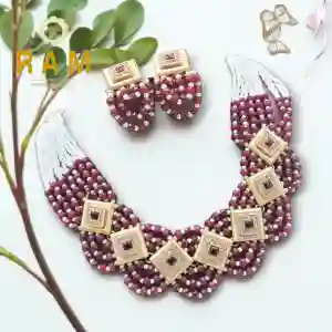 BRASS SHORT NECKLESS