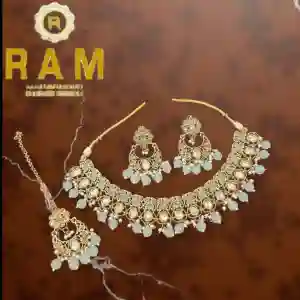 POLKI NECKLESS WITH EARINGS